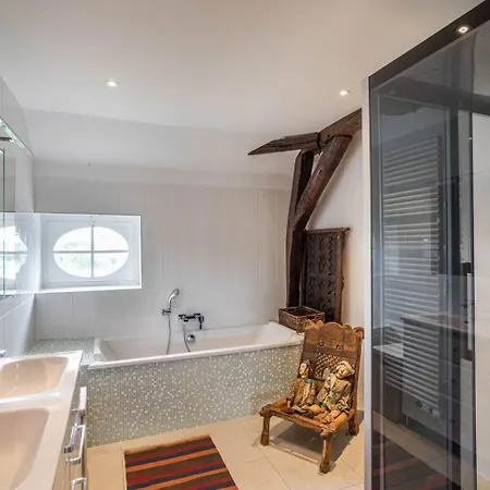 Manoir Des Arts Willa *