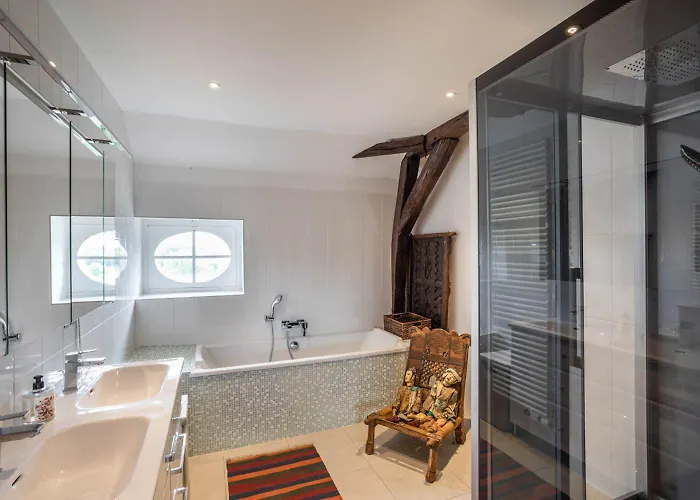 Manoir Des Arts Villa *